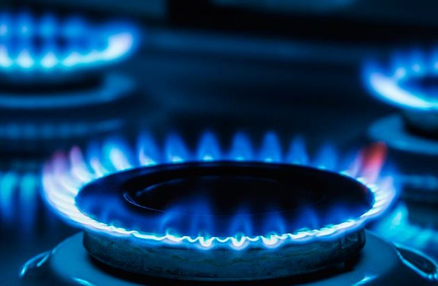 Gas